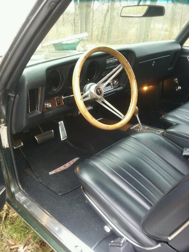 1969 GTO Drivers Side Interior.JPG